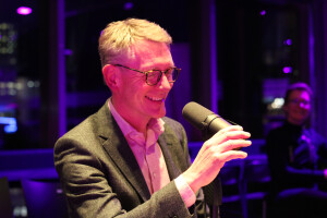 Guido van Oorschot, de host van de avond.